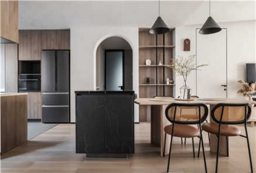 聚通装潢设计案例-嘉定区上尚湾140㎡后现代装修实景