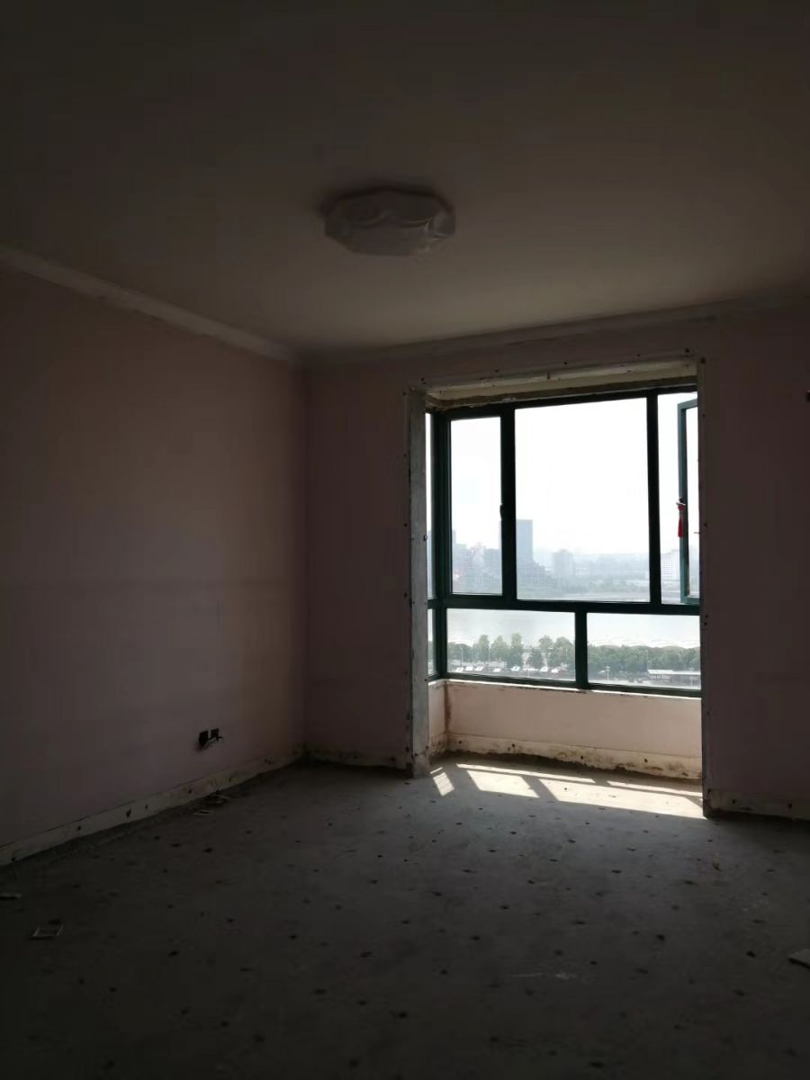 旧房子翻新改造